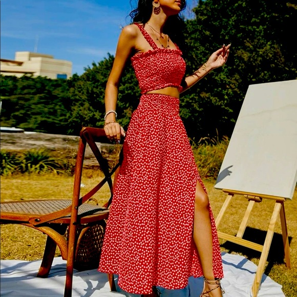 2piece floral split thigh skirt outfit - Picture 3 of 4